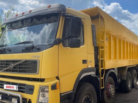 2004 Volvo FM, оранжевый, 3500000 рублей, вид 1