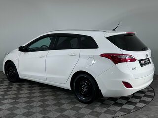 2014 Hyundai i30 II, белый, 975000 рублей, вид 4