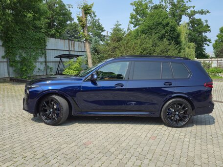 BMW X7 I (G07) Рестайлинг