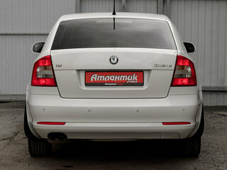 2013 Skoda Octavia II (A5) Рестайлинг, белый, 1000000 рублей, вид 5