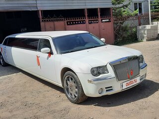 2005 Chrysler 300C I, белый, 890000 рублей, вид 4