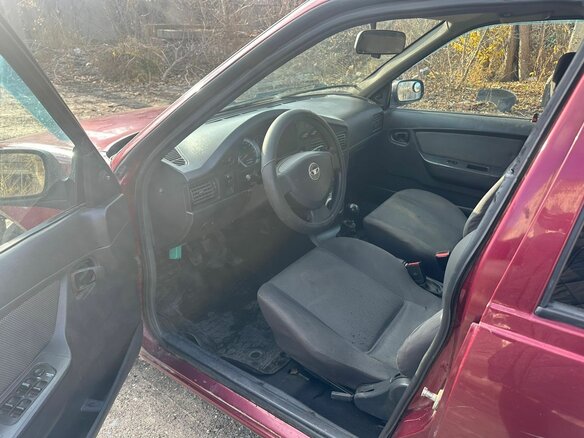 2012 Daewoo Nexia I Рестайлинг, красный, 100000 рублей - вид 4