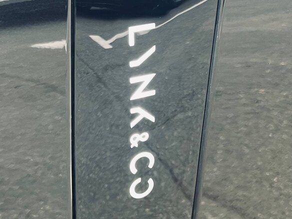 2026 Lynk & Co 900, чёрный - вид 13