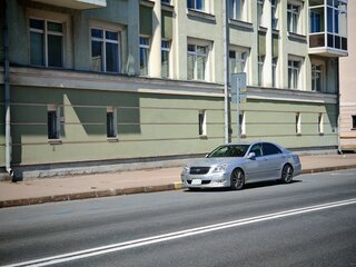 2006 Toyota Crown Majesta IV (S180), серебристый, 1600000 рублей, вид 2