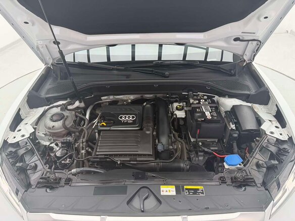 2022 Audi Q2 L 35 TFSI I Рестайлинг, белый, 1578000 рублей - вид 18