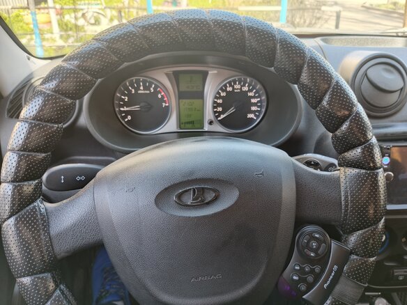 2012 Lada (ВАЗ) Granta I, красный, 290000 рублей - вид 5