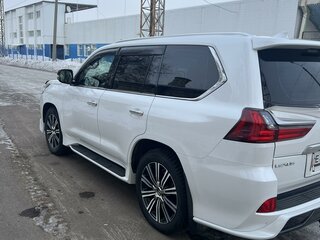 2017 Lexus LX 570 III Рестайлинг 2, белый, 9500000 рублей, вид 5