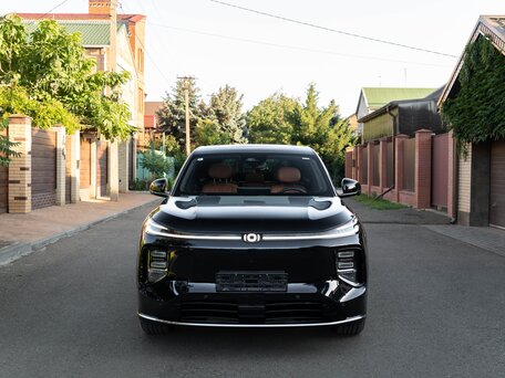2026 Changan Qiyuan Q07 31.7 kWh, чёрный, 3450000 рублей, вид 2