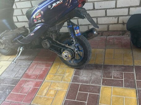 2004 Yamaha Jog, пурпурный, 68000 рублей, вид 4