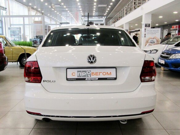 2018 Volkswagen Polo V Рестайлинг, белый - вид 3