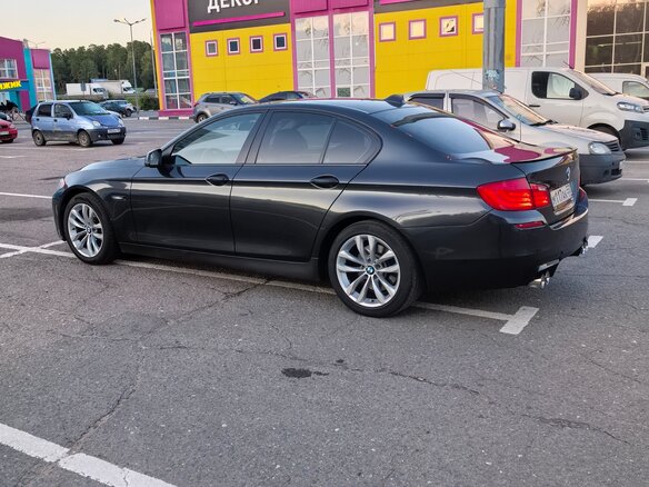2011 BMW 5 серии 520i VI (F10/F11/F07), серый, 1400000 рублей - вид 7
