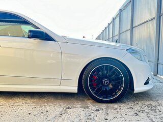 2012 Mercedes-Benz E-Класс 200 7G-Tronic IV (W212, S212, C207), белый, 1700000 рублей, вид 3