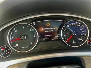 2013 Volkswagen Touareg II, чёрный, 2400000 рублей, вид 2