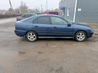 2002 Mitsubishi Carisma I Рестайлинг, синий, 199000 рублей, вид 5