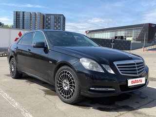 2010 Mercedes-Benz E-Класс 200 5G-Tronic IV (W212, S212, C207), чёрный, 1600138 рублей, вид 3