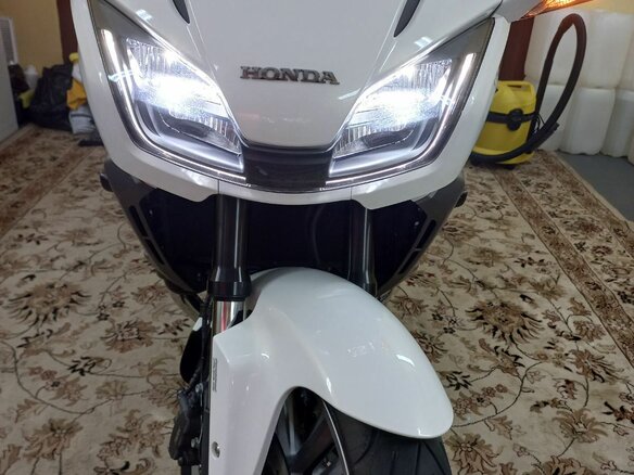 2014 Honda CTX 1300, белый, 1050000 рублей - вид 3