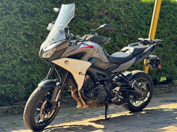 2018 Yamaha MT-09 (FZ-09), белый, 880000 рублей - вид 9