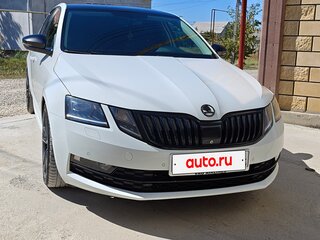 2019 Skoda Octavia III (A7) Рестайлинг, белый, 2070000 рублей, вид 4