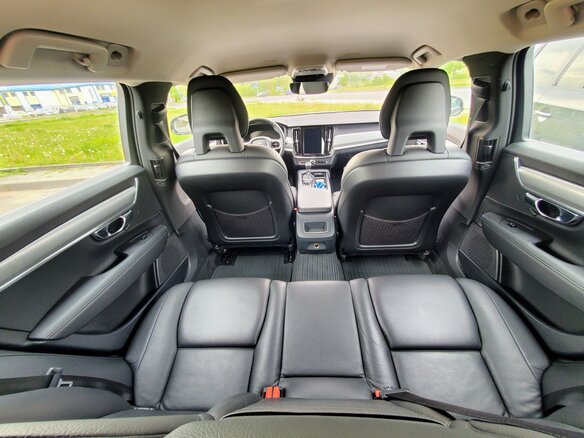 2018 Volvo V90 II, чёрный - вид 10