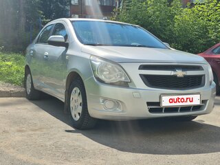 2013 Chevrolet Cobalt II, серебристый, 600000 рублей, вид 3