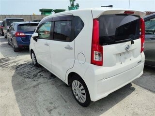 2019 Daihatsu Move VI Рестайлинг, белый, 750000 рублей, вид 4