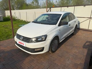 2018 Volkswagen Polo V Рестайлинг, белый, 550000 рублей, вид 1