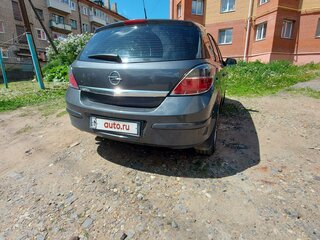 2011 Opel Astra H Рестайлинг, серый, 700000 рублей, вид 3