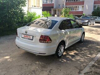 2016 Volkswagen Polo V Рестайлинг, белый, 1100000 рублей, вид 4