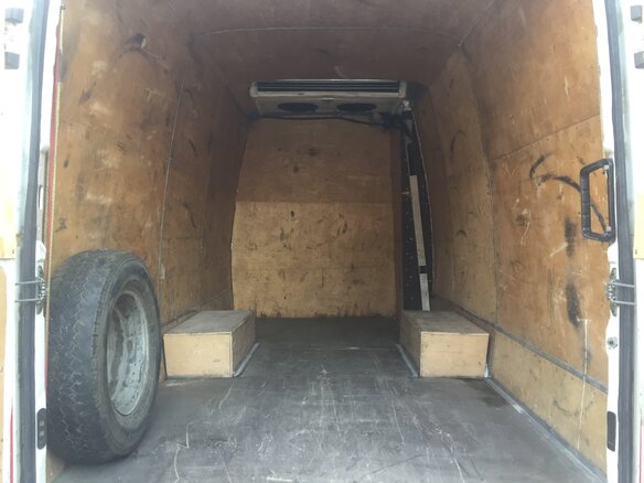 2011 Iveco Daily, белый, 1700000 рублей - вид 6