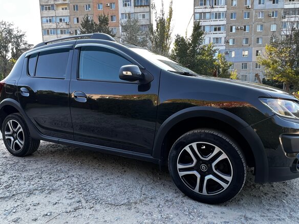 2018 Renault Sandero Stepway II, чёрный, 1100000 рублей - вид 10