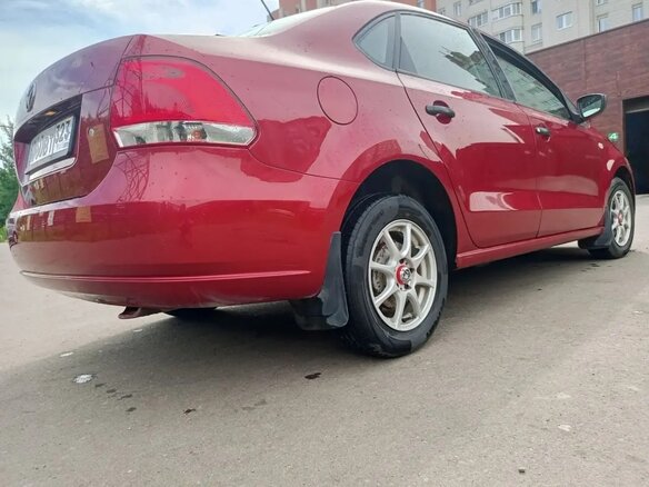 2012 Volkswagen Polo V, красный, 770000 рублей - вид 15