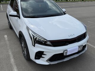2022 Kia Rio X IV Рестайлинг, белый, 2095000 рублей, вид 2