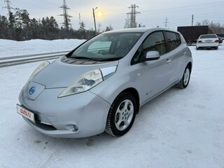 2011 Nissan Leaf (EM61) I (ZE0/AZE0), серый, 625000 рублей, вид 2