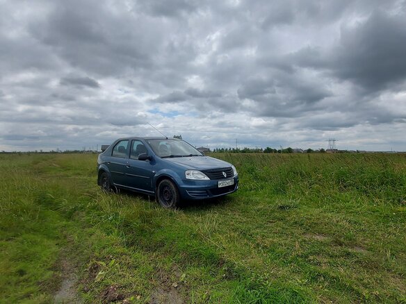 2011 Renault Logan I Рестайлинг, синий, 400000 рублей - вид 3