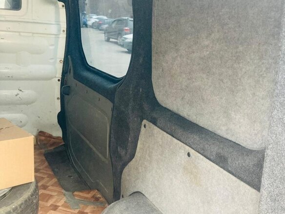 2008 Renault Trafic II Рестайлинг, белый, 950000 рублей - вид 8