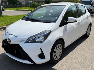 2017 Toyota Yaris III Рестайлинг 2, белый, 1003654 рублей, вид 4