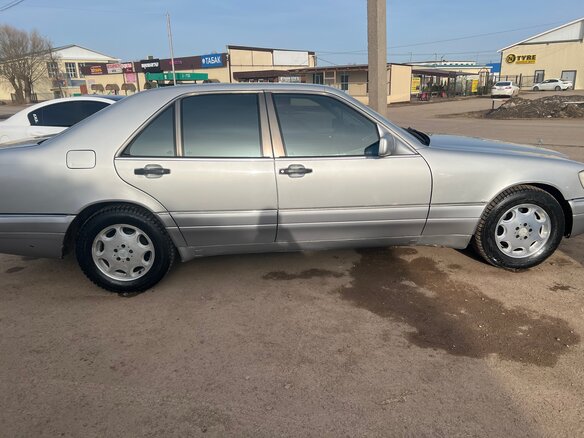 1994 Mercedes-Benz S-Класс 350 III (W140) Рестайлинг, серый, 520000 рублей - вид 7
