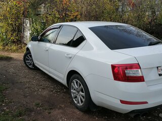 2014 Skoda Octavia III (A7), белый, 900000 рублей, вид 2