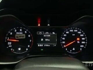 2022 Chevrolet TrailBlazer III, чёрный, 2100000 рублей, вид 4