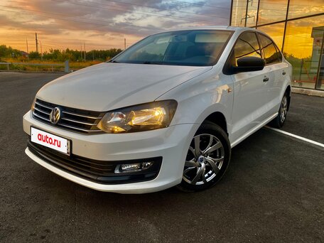2019 Volkswagen Polo V Рестайлинг, белый, 1100000 рублей, вид 2