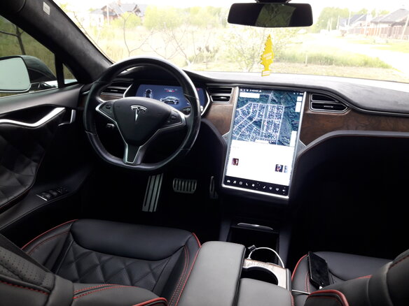 2016 Tesla Model S P90D I Рестайлинг, чёрный, 2800000 рублей - вид 5