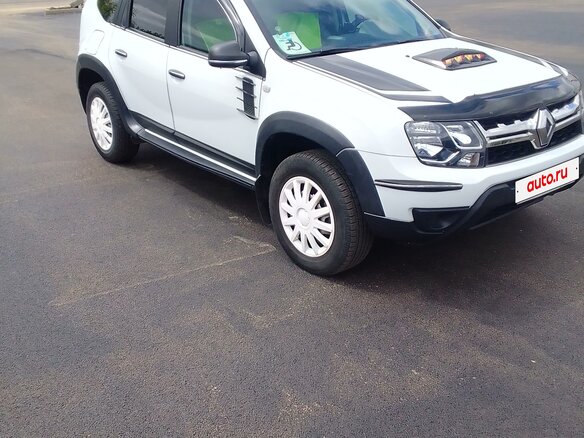 2017 Renault Duster I Рестайлинг, белый, 1700000 рублей - вид 3