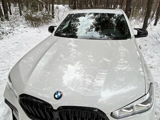 2021 BMW X6 40i III (G06), белый, 9100000 рублей, вид 4