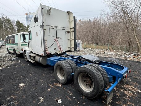 2003 Freightliner Century Class, белый, 980000 рублей, вид 4
