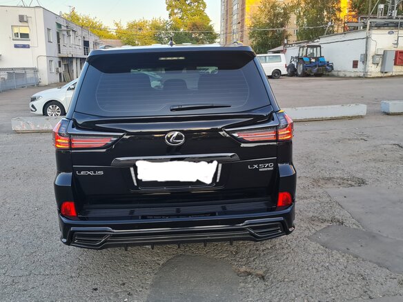 2018 Lexus LX 570 III Рестайлинг 2, чёрный, 12900000 рублей - вид 12