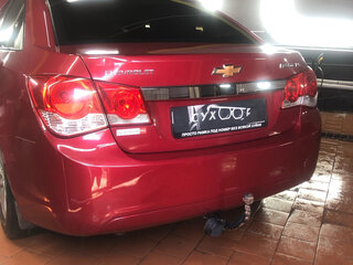 2011 Chevrolet Cruze I, красный, 750000 рублей, вид 4