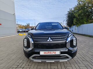 2021 Mitsubishi Outlander IV, чёрный, 3350000 рублей, вид 1