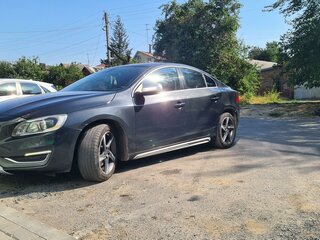 2013 Volvo S60 II Рестайлинг, чёрный, 1990000 рублей, вид 3