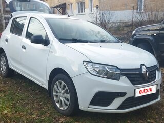 2018 Renault Sandero II Рестайлинг, белый, 730000 рублей, вид 3