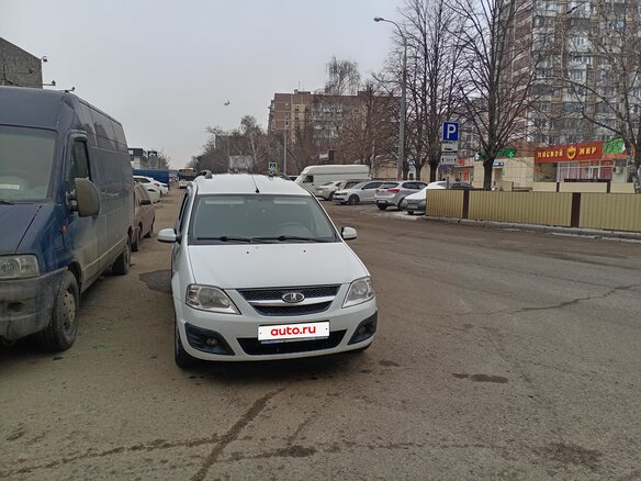 2015 Lada (ВАЗ) Largus I, белый, 1050000 рублей - вид 1